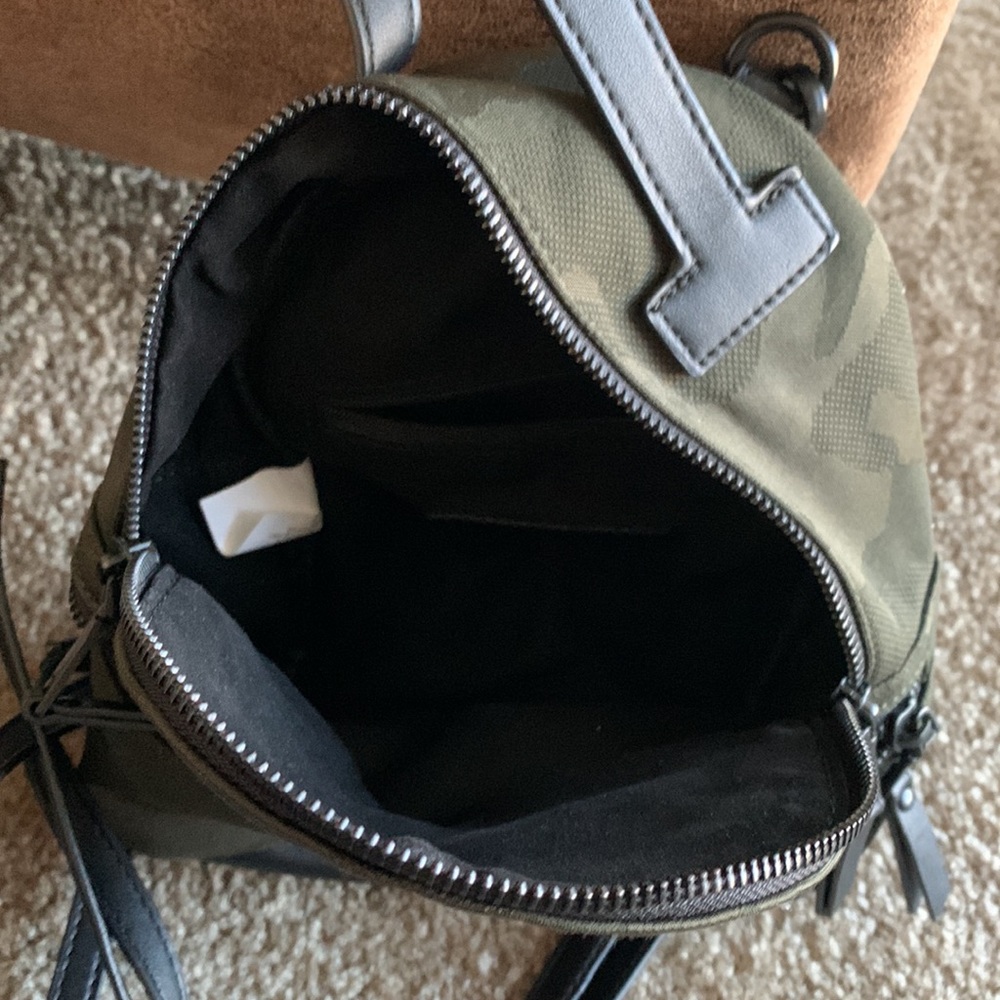 Bag - Picture 3 of 3